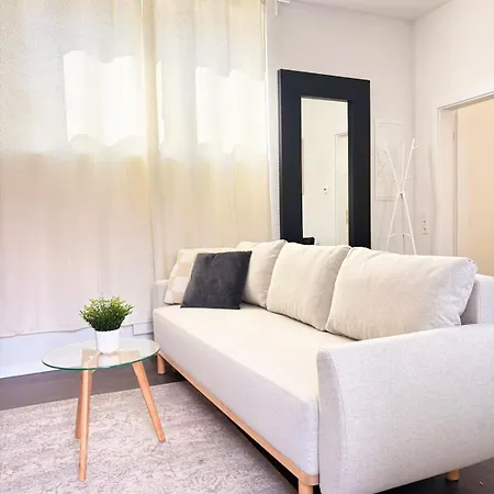 Stylisches Design-apartment Nahe Sap Walldorf Hockenheimring Bis 4 Gaeste Appartement Sankt Leon-Rot