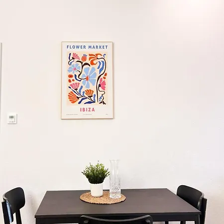 Stylisches Design-apartment Nahe Sap Walldorf Hockenheimring Bis 4 Gaeste Appartement *
